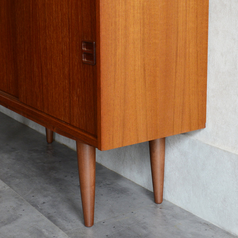 デンマーク ヴィンテージシェルフ 5-6 木扉付(ウッドオイル仕上げ）