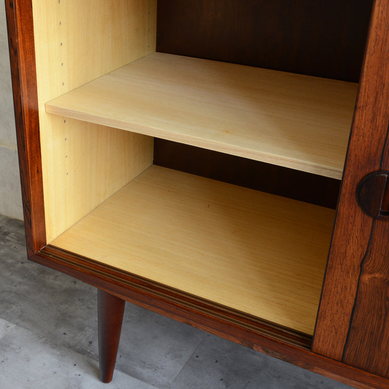 デンマーク ヴィンテージ　ローズウッド キャビネット