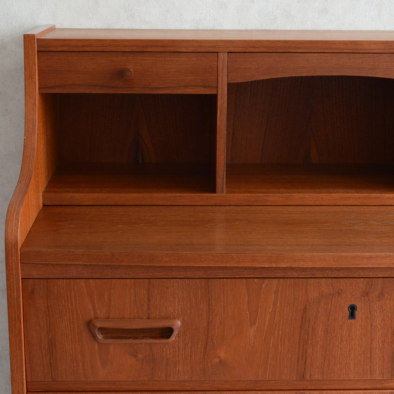 A様見学予約商品デンマークヴィンテージ　チークビューロー3-32(ミラー付き)