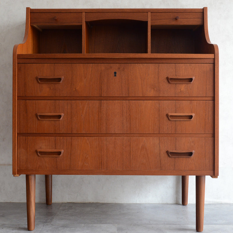 A様見学予約商品デンマークヴィンテージ　チークビューロー3-32(ミラー付き)