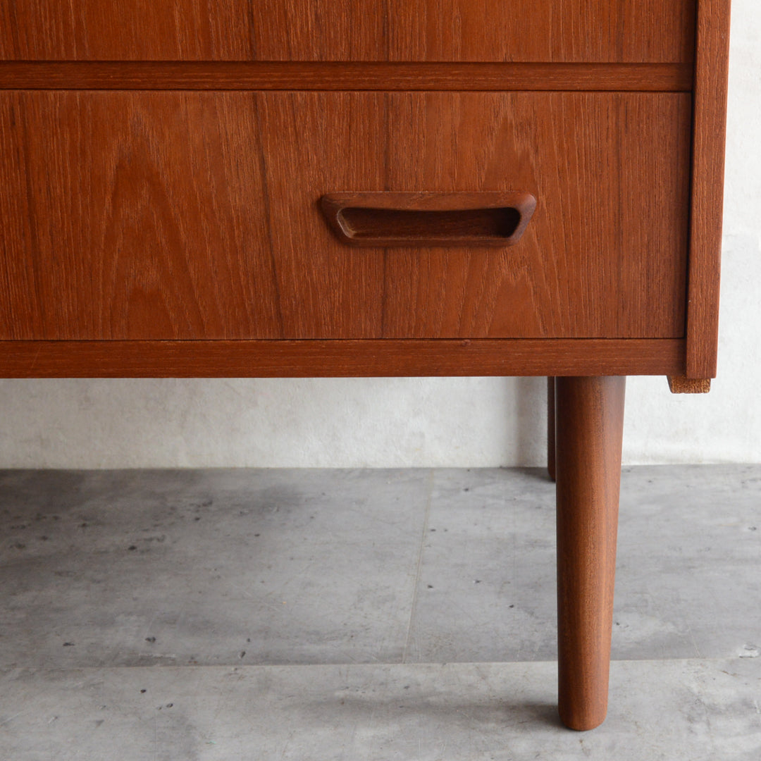 A様見学予約商品デンマークヴィンテージ　チークビューロー3-32(ミラー付き)