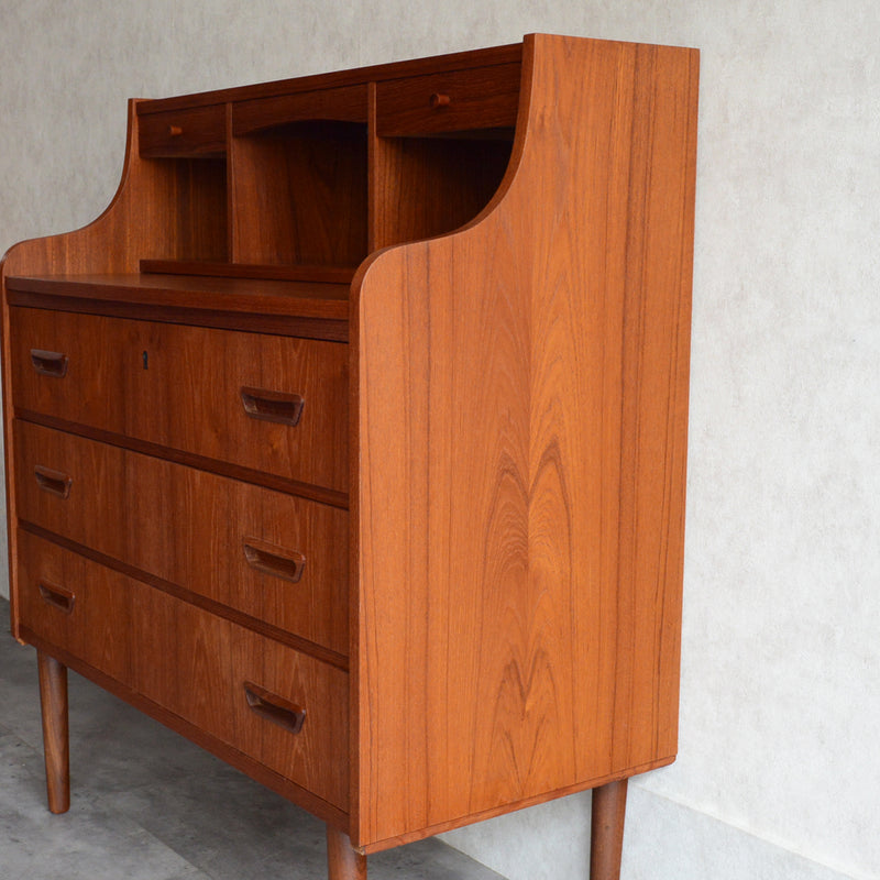 A様見学予約商品デンマークヴィンテージ　チークビューロー3-32(ミラー付き)