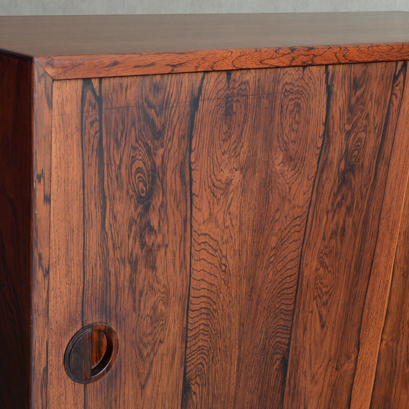 デンマーク ヴィンテージ　ローズウッド キャビネット