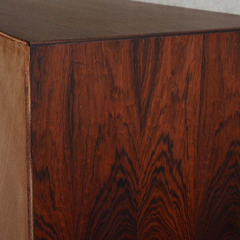 デンマーク ヴィンテージ　ローズウッド キャビネット