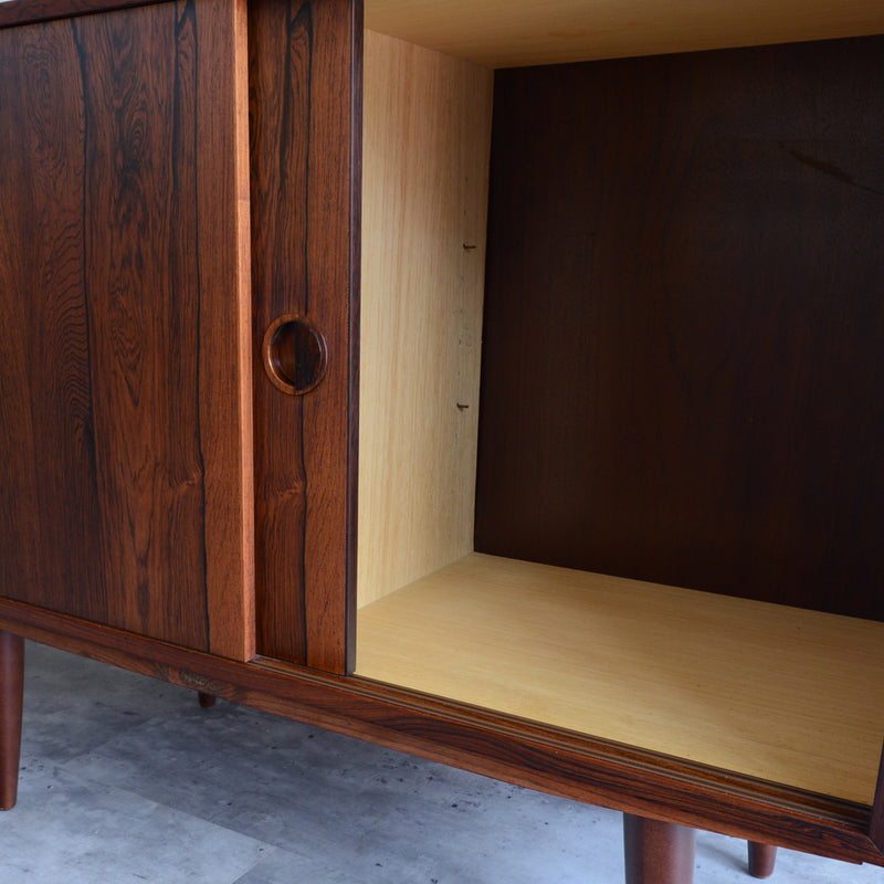 デンマーク ヴィンテージ　ローズウッド キャビネット