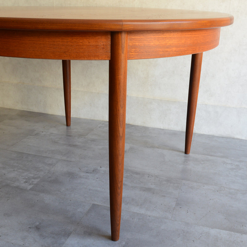 Ｆ様見学予約商品 G-PLAN ジープラン　エクステンション ラウンドテーブル72 （天板剥離再塗装済）