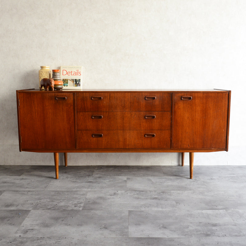 60s イギリス ヴィンテージ　チーク サイドボード40