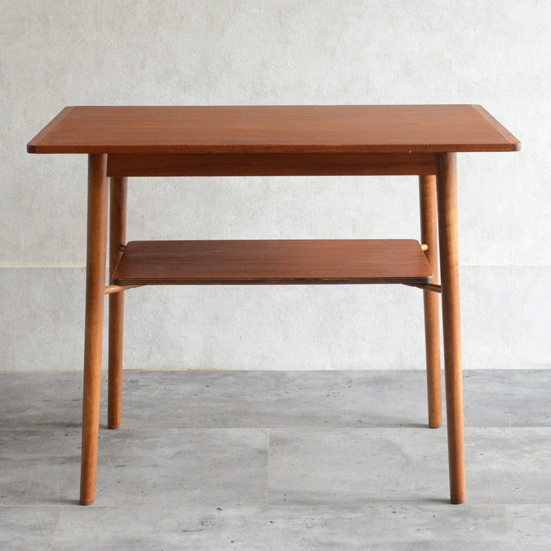 デンマーク ヴィンテージ　棚付サイドテーブル 5-2（ウッドオイル仕上）