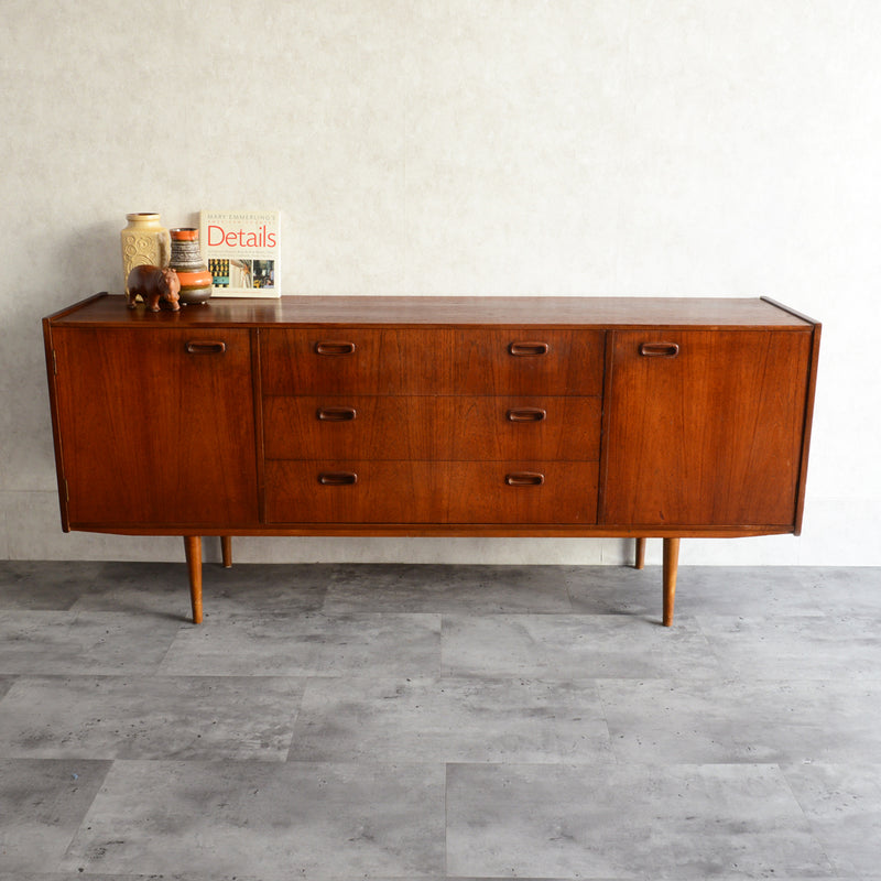 60s イギリス ヴィンテージ　チーク サイドボード40