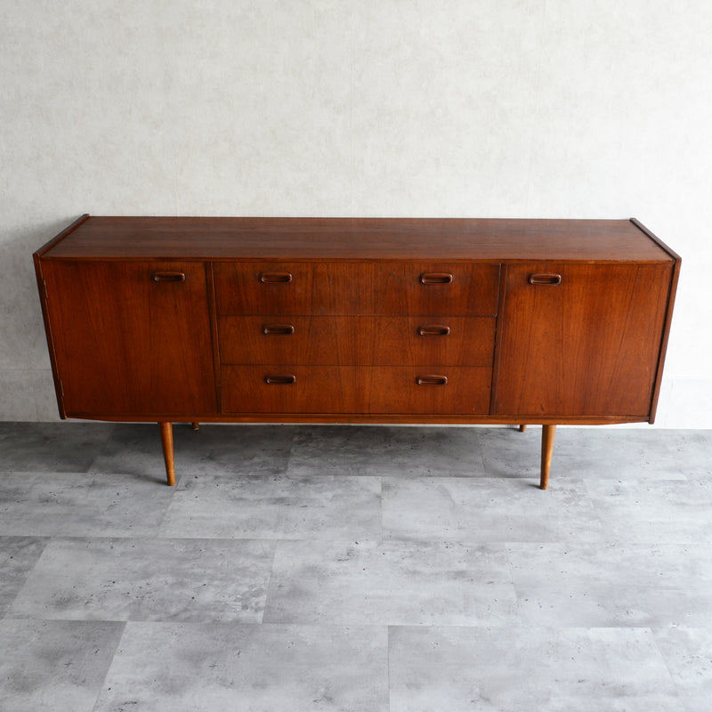 60s イギリス ヴィンテージ　チーク サイドボード40