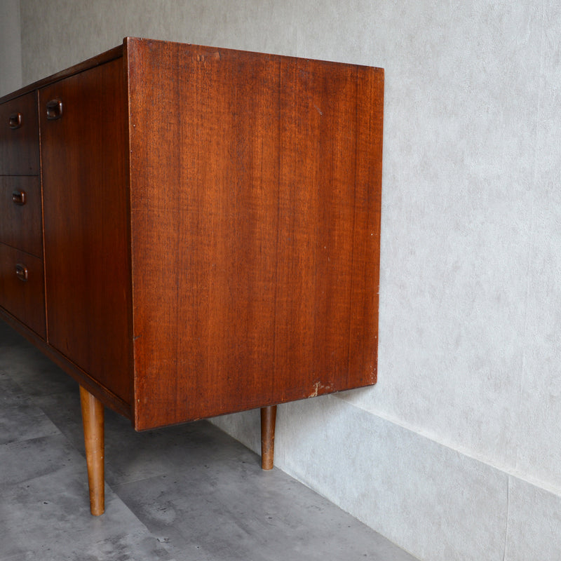 60s イギリス ヴィンテージ　チーク サイドボード40