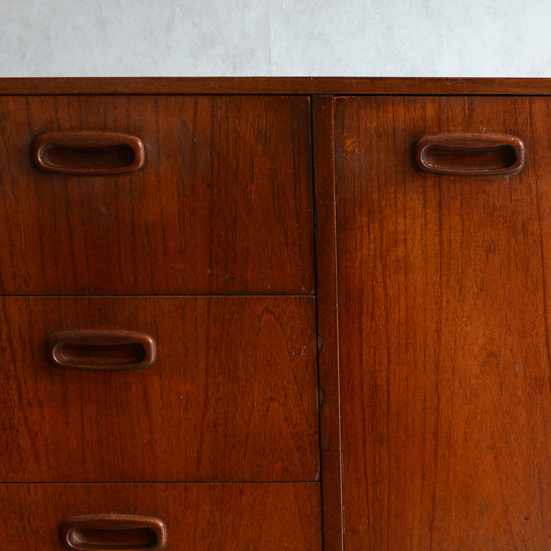 60s イギリス ヴィンテージ　チーク サイドボード40