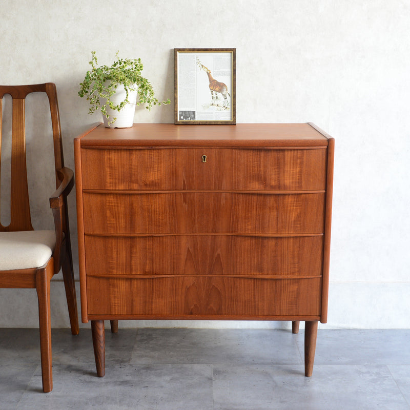 デンマークヴィンテージ  チーク４段チェスト 5-3(ウッドオイル仕上）鍵付