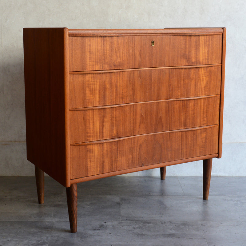 デンマークヴィンテージ  チーク４段チェスト 5-3(ウッドオイル仕上）鍵付