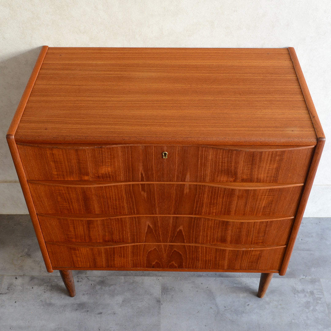 デンマークヴィンテージ  チーク４段チェスト 5-3(ウッドオイル仕上）鍵付