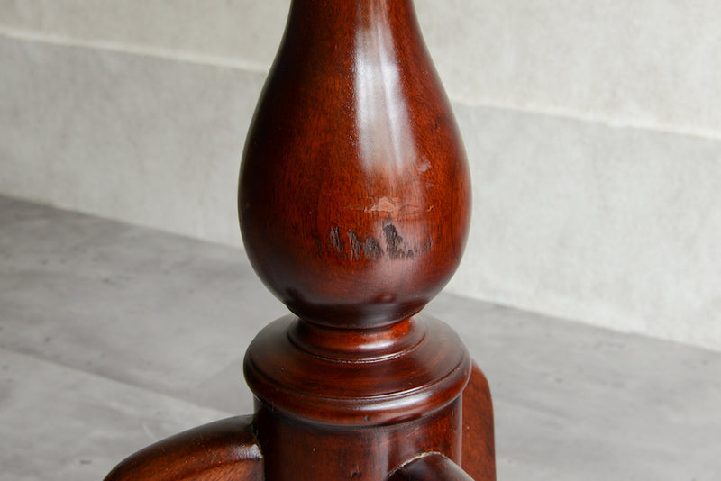 クラシックサイドテーブル　トリポッド02