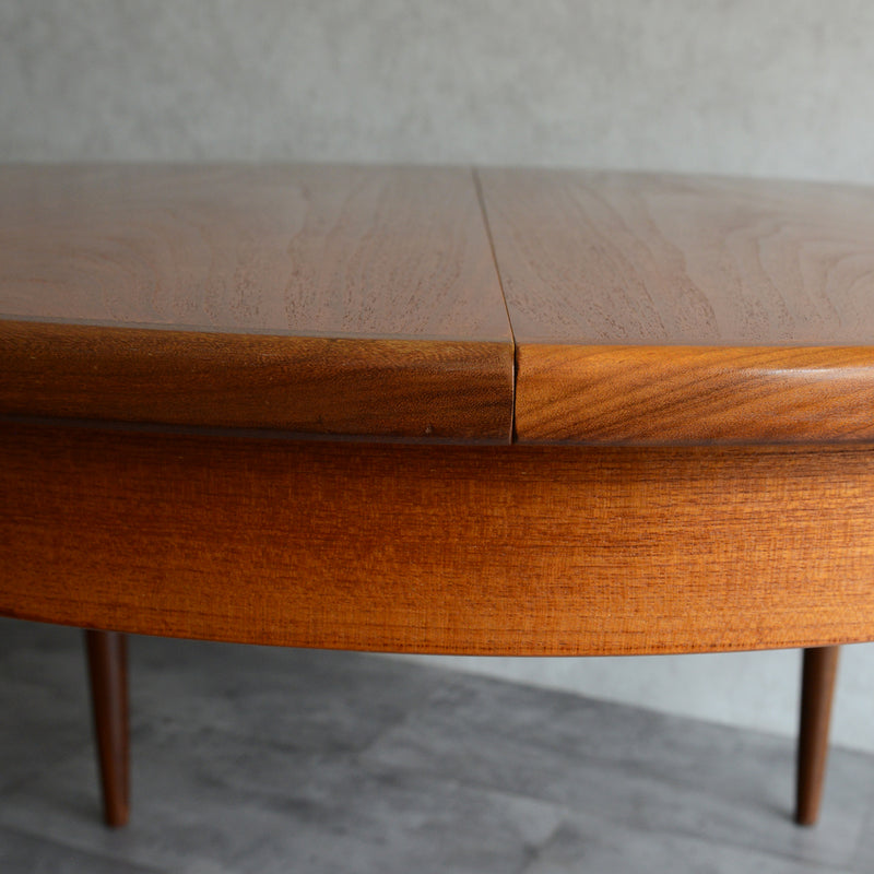 G-PLAN ジープラン　エクステンション ラウンドテーブル　62 （天板剥離再塗装済）