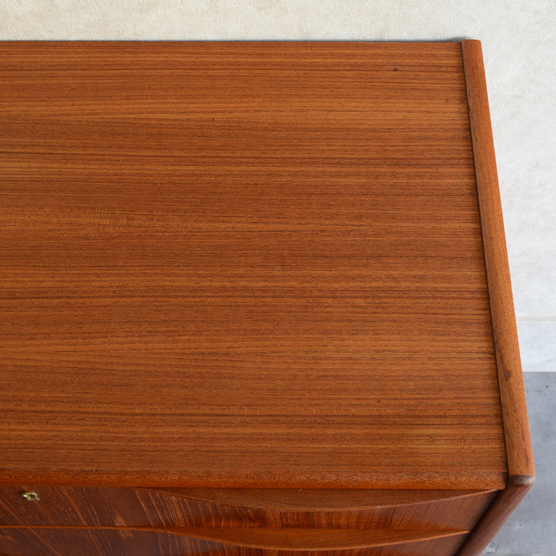 デンマークヴィンテージ  チーク４段チェスト 5-3(ウッドオイル仕上）鍵付