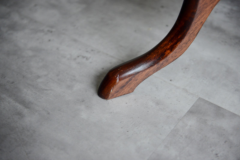 クラシックサイドテーブル　トリポッド02