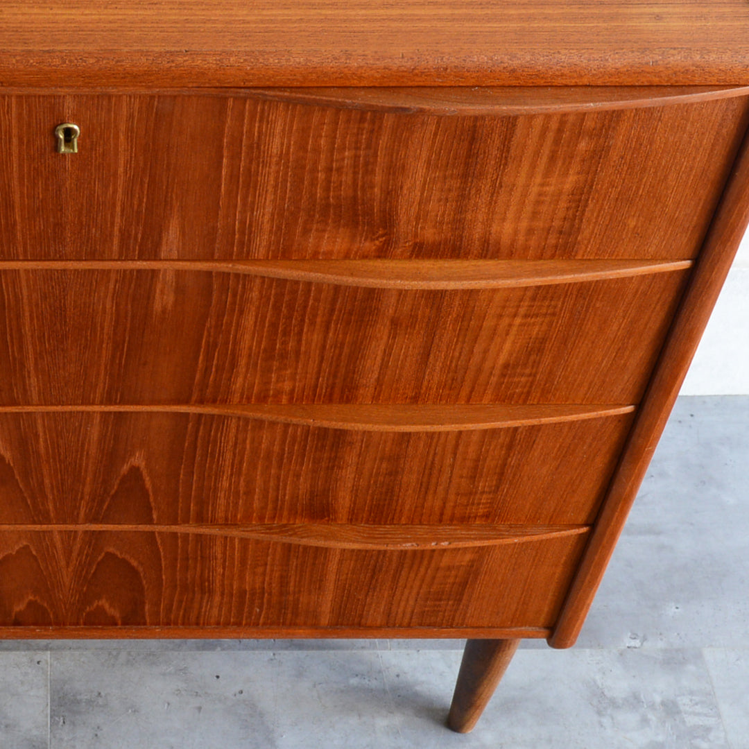 デンマークヴィンテージ  チーク４段チェスト 5-3(ウッドオイル仕上）鍵付