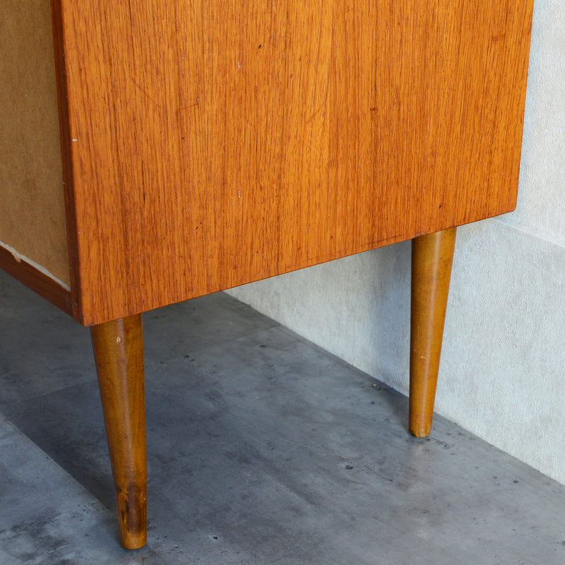 スウェーデンヴィンテージ　４段チェスト4-11