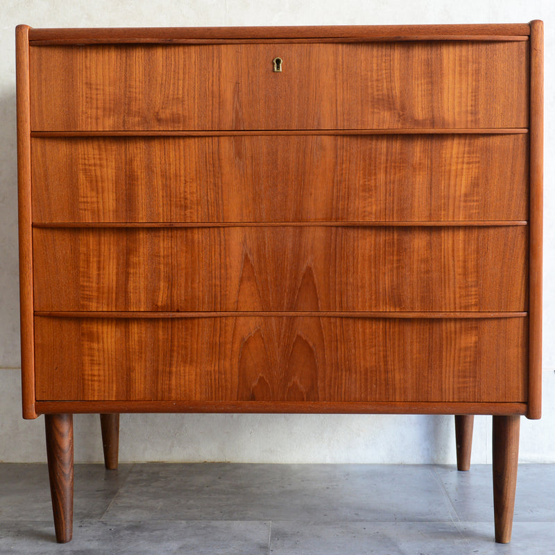 デンマークヴィンテージ  チーク４段チェスト 5-3(ウッドオイル仕上）鍵付