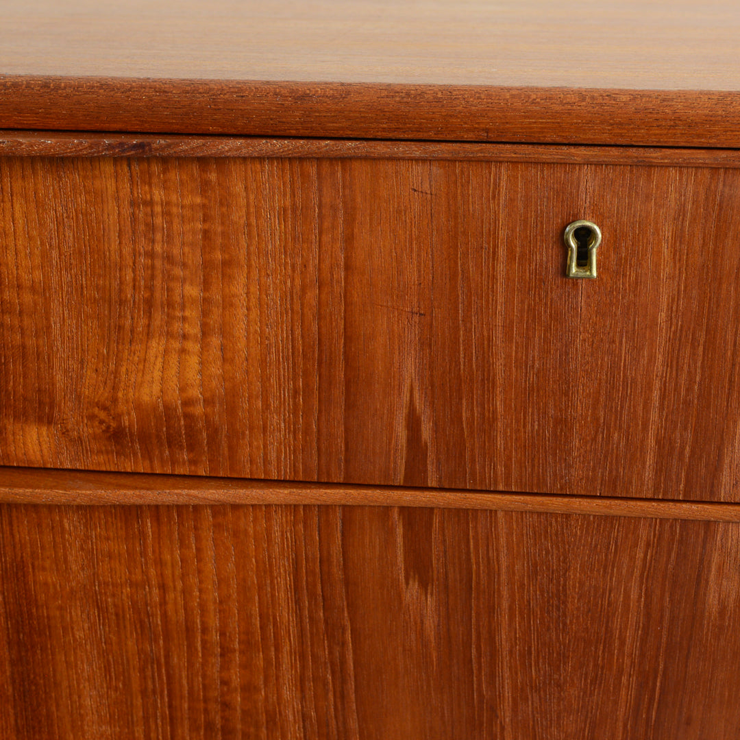 デンマークヴィンテージ  チーク４段チェスト 5-3(ウッドオイル仕上）鍵付