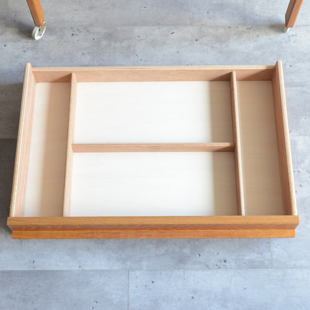 デンマークヴィンテージ  オークソーイングテーブル3-35