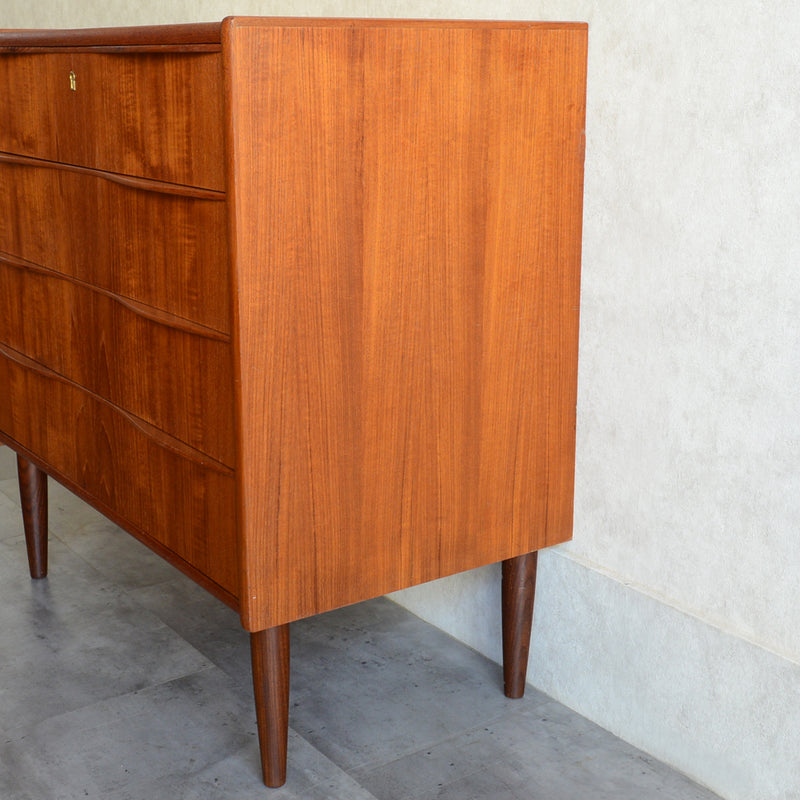 デンマークヴィンテージ  チーク４段チェスト 5-3(ウッドオイル仕上）鍵付