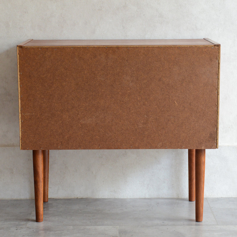 デンマーク ヴィンテージ  チーク ３段チェスト 3-33