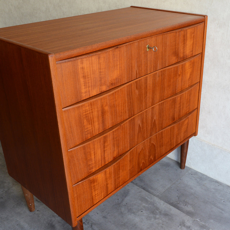 デンマークヴィンテージ  チーク４段チェスト 5-3(ウッドオイル仕上）鍵付