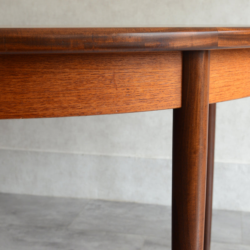 G-PLAN ジープラン　エクステンション ラウンドテーブル67（天板剥離再塗装済）