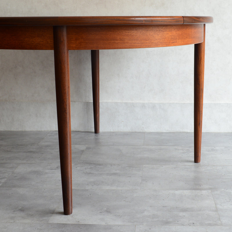 G-PLAN ジープラン　エクステンション ラウンドテーブル67（天板剥離再塗装済）