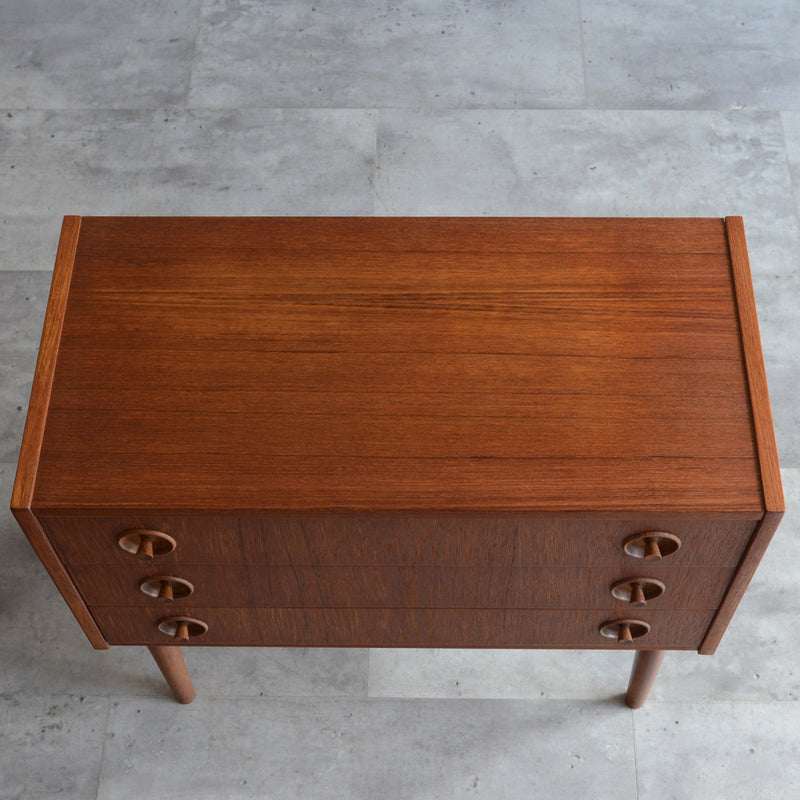 デンマーク ヴィンテージ  チーク ３段チェスト 3-33