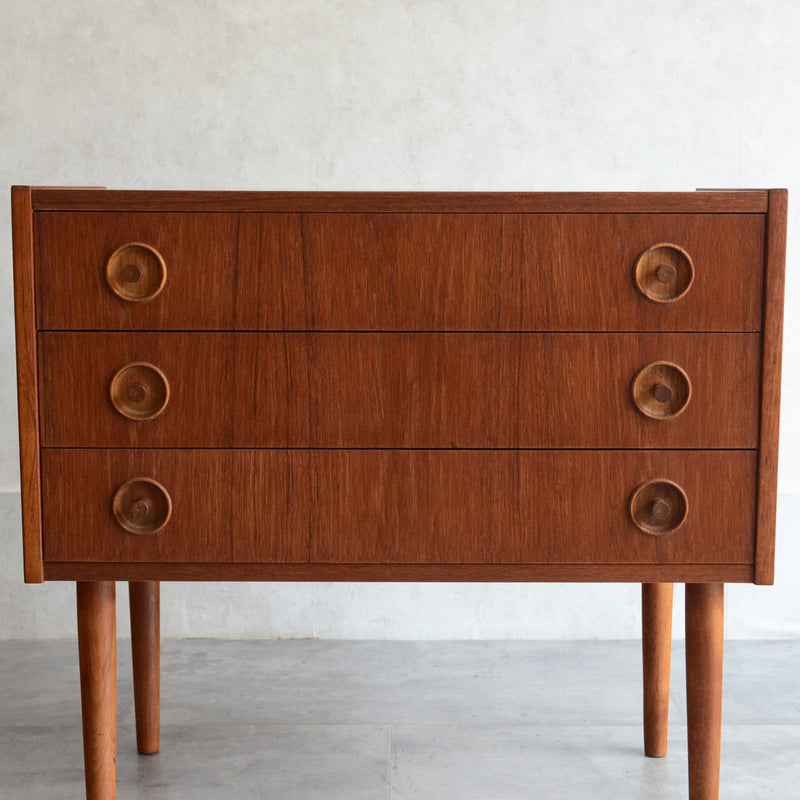 デンマーク ヴィンテージ  チーク ３段チェスト 3-33