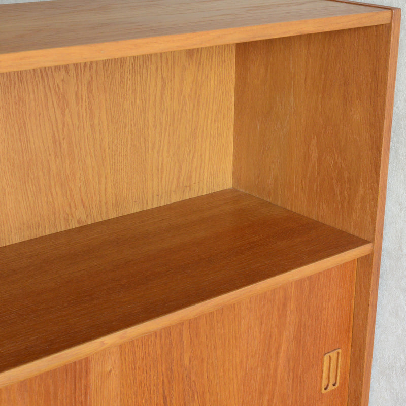 デンマーク ヴィンテージ　オーク シェルフ3-30（木扉付）