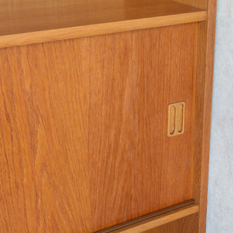 デンマーク ヴィンテージ　オーク シェルフ3-30（木扉付）