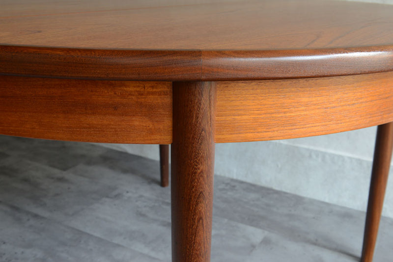 H様ご予約品G-PLAN　ジープラン　エクステンションラウンドダイニングテーブル52