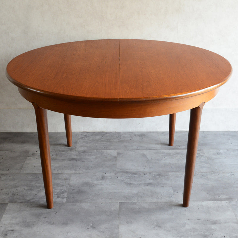 M様見学ご予約品　Meredew(メレデュー）エクステンション ラウンドテーブル 02 (天板剥離再塗装済）