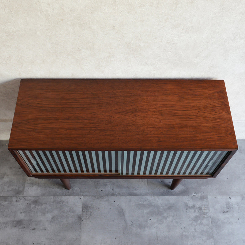 デンマークヴィンテージ 　ローズウッド ガラスキャビネット03