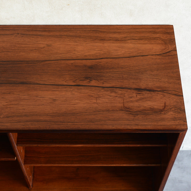 デンマーク ヴィンテージ　ローズウッド ガラスキャビネット02