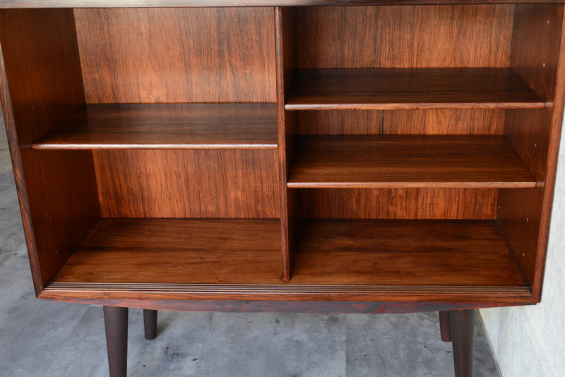 デンマーク ヴィンテージ　ローズウッド ガラスキャビネット02