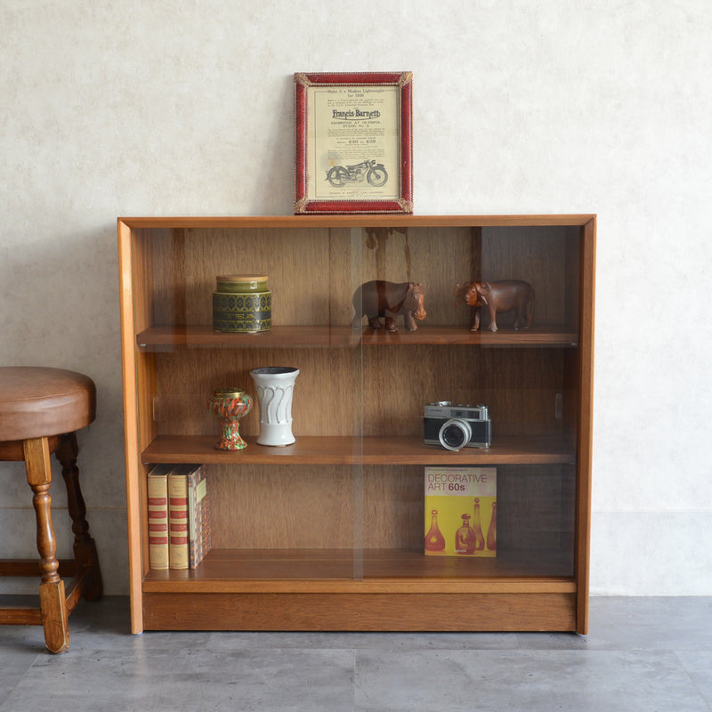 60S Herbert E. Gibbs ガラスキャビネット 35