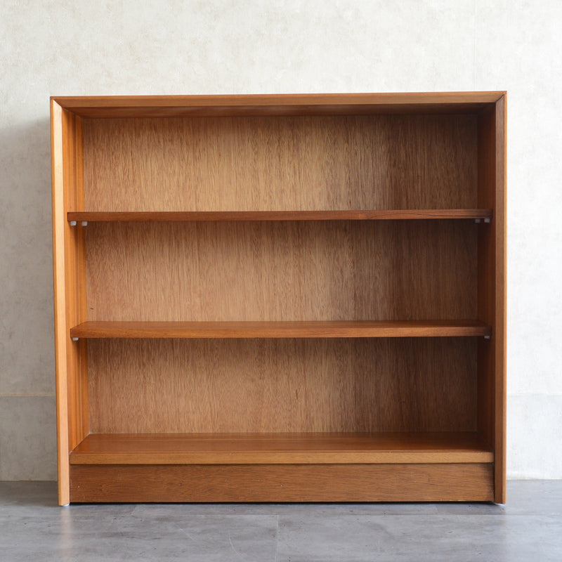 60S Herbert E. Gibbs ガラスキャビネット 35