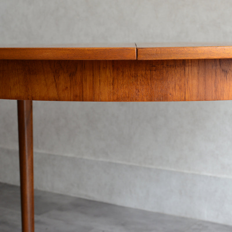 McINTOSH マッキントッシュ  エクステンション ラウンド ダイニングテーブル 04（天板剥離再塗装済）