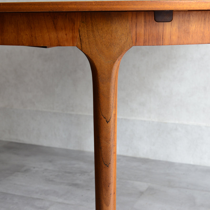 McINTOSH マッキントッシュ  エクステンション ラウンド ダイニングテーブル 04（天板剥離再塗装済）