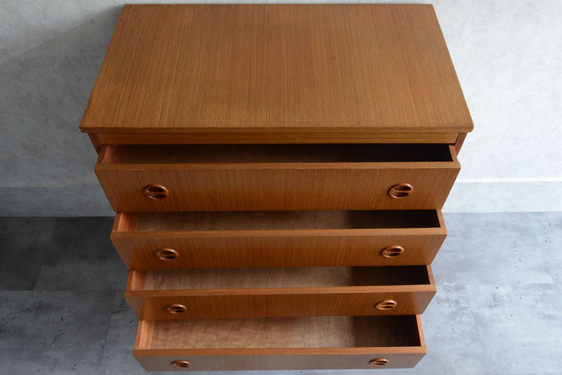 60s 4段チェスト02